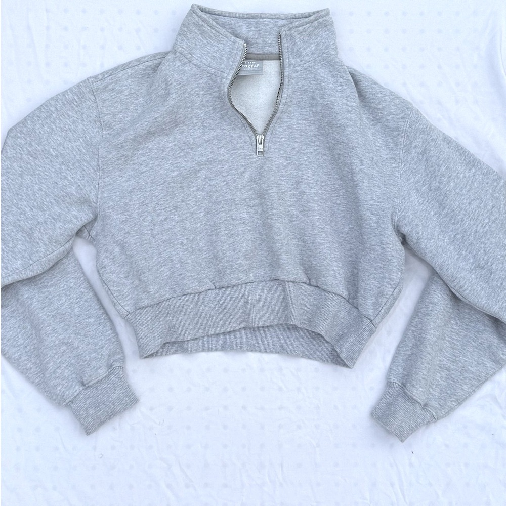 Aritzia Tna Cozy AF Zip Sweatshirt size small